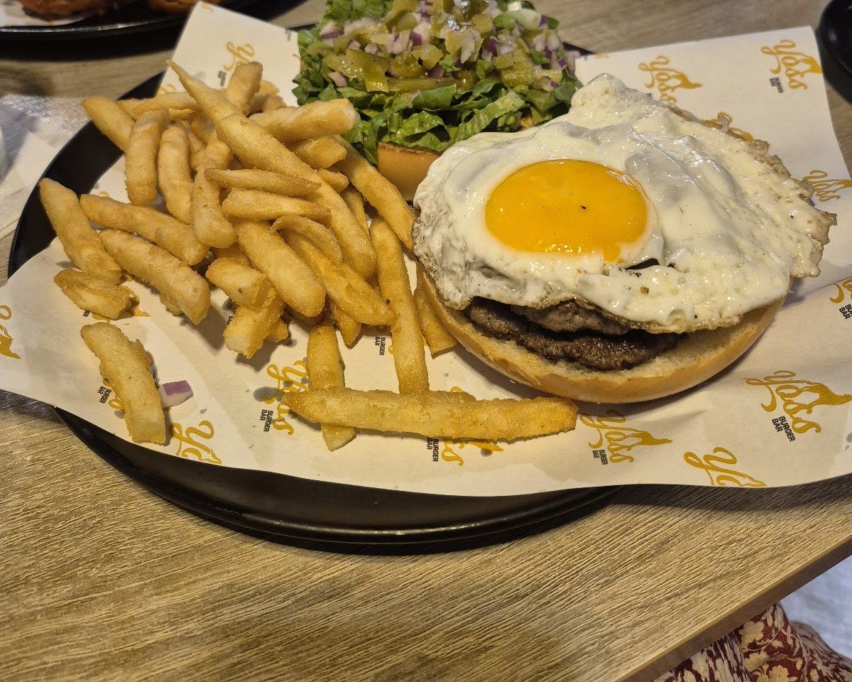 Hamburguesa con huevo