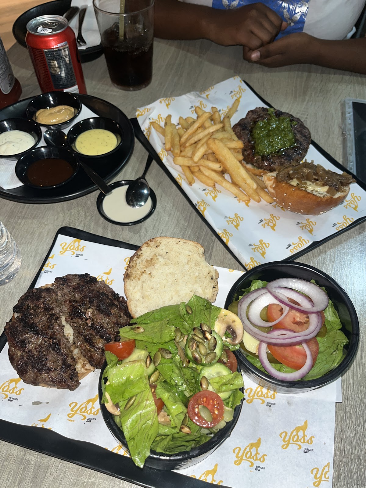 Yoss Burgers